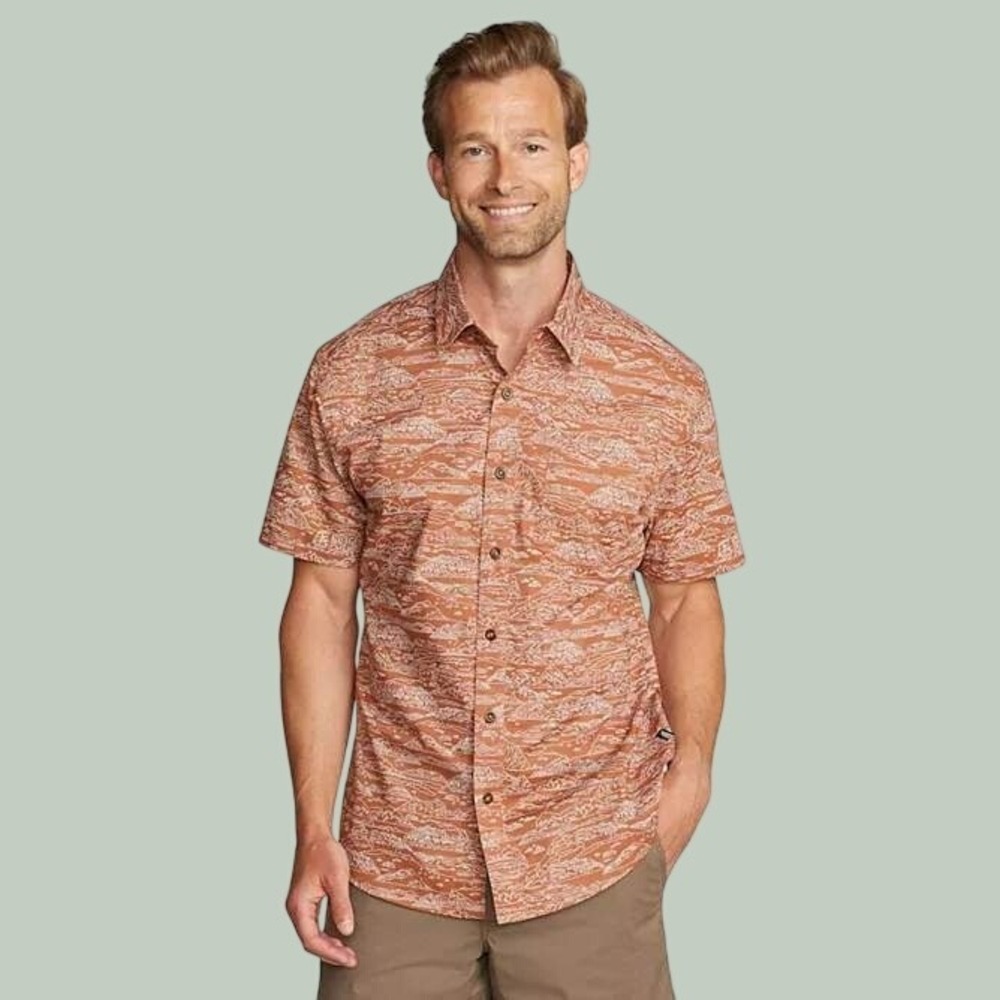 Eddie Bauer Baja Short Sleeve Button Down Shirt Rust Mountain Men's Size M NEW